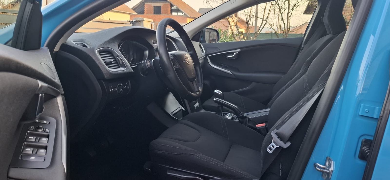 Volvo V40 D2..TOP STANJE, fotografija 11