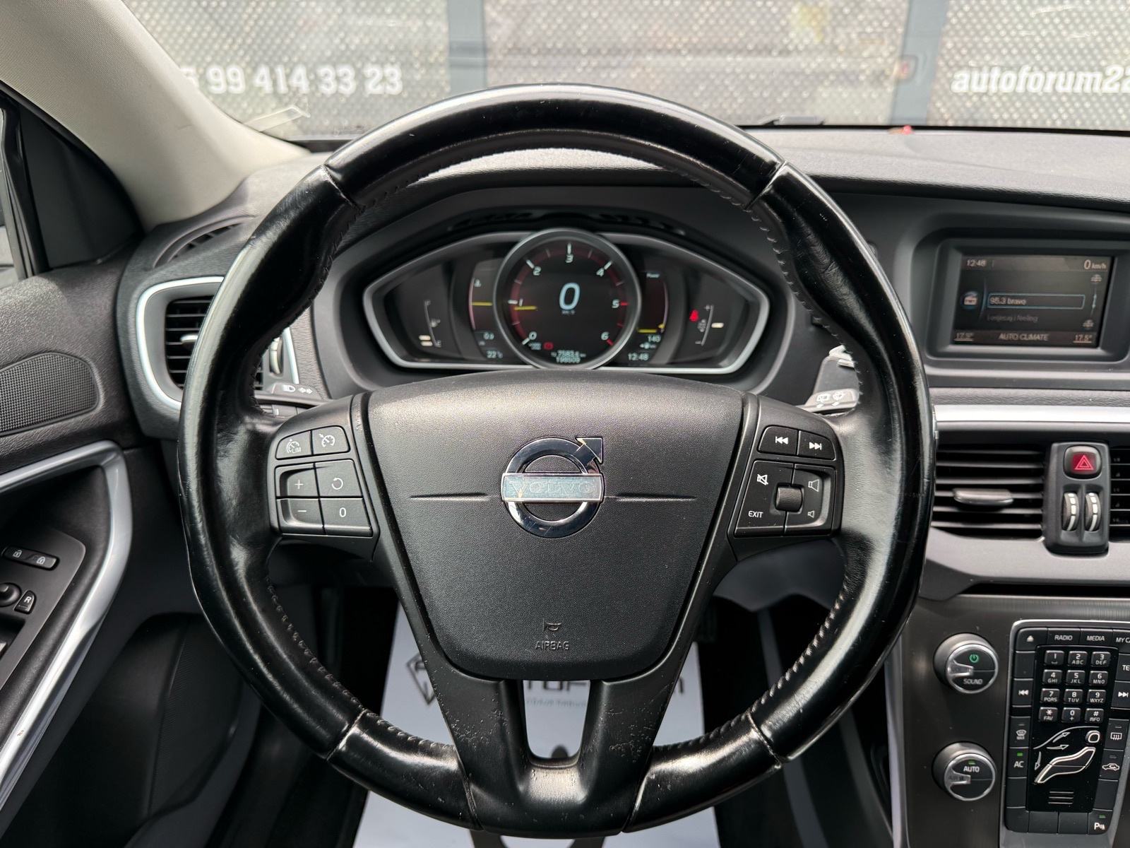 Volvo V40 D2 * REG DO 03/27 * ALU 16 *, fotografija 18