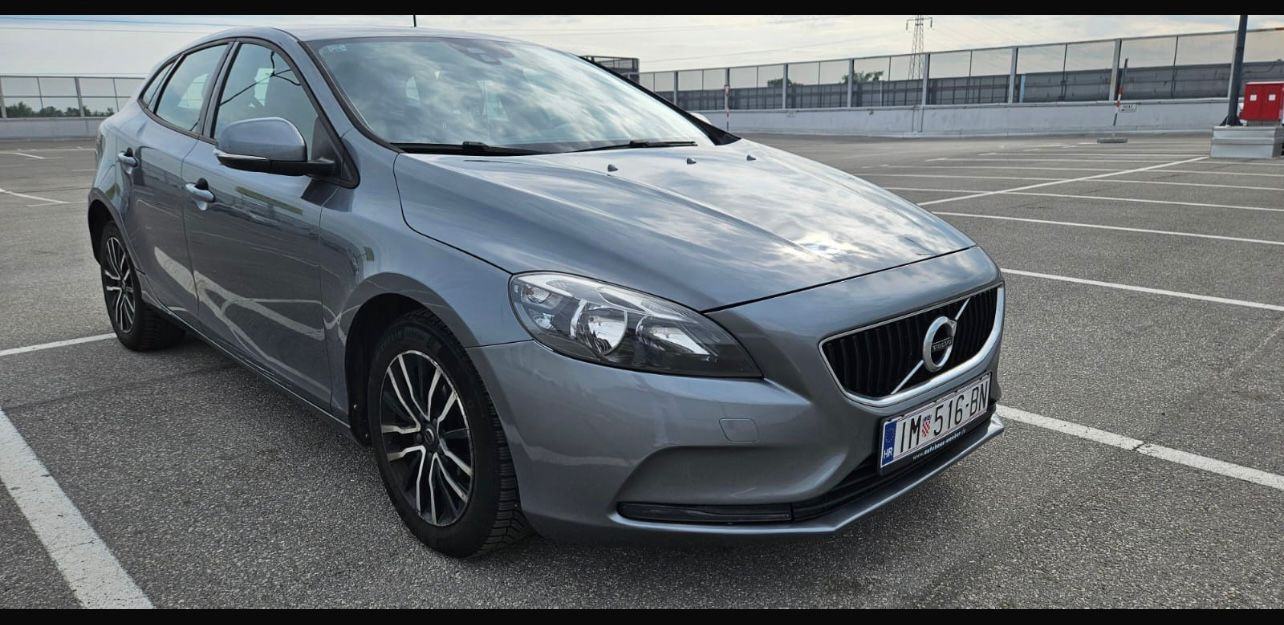 Volvo V40 D2, fotografija 10