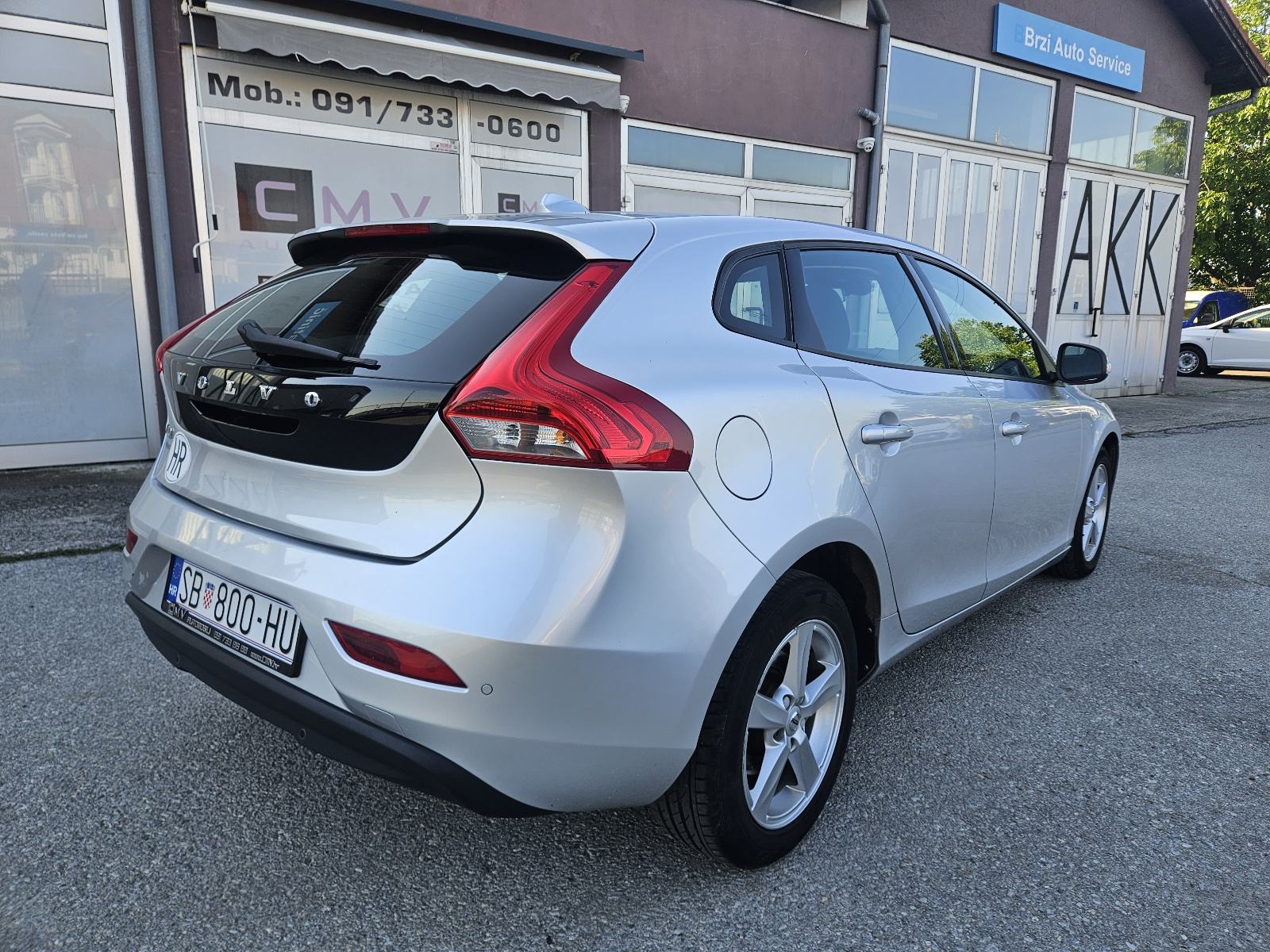 Volvo V40 D2, fotografija 7