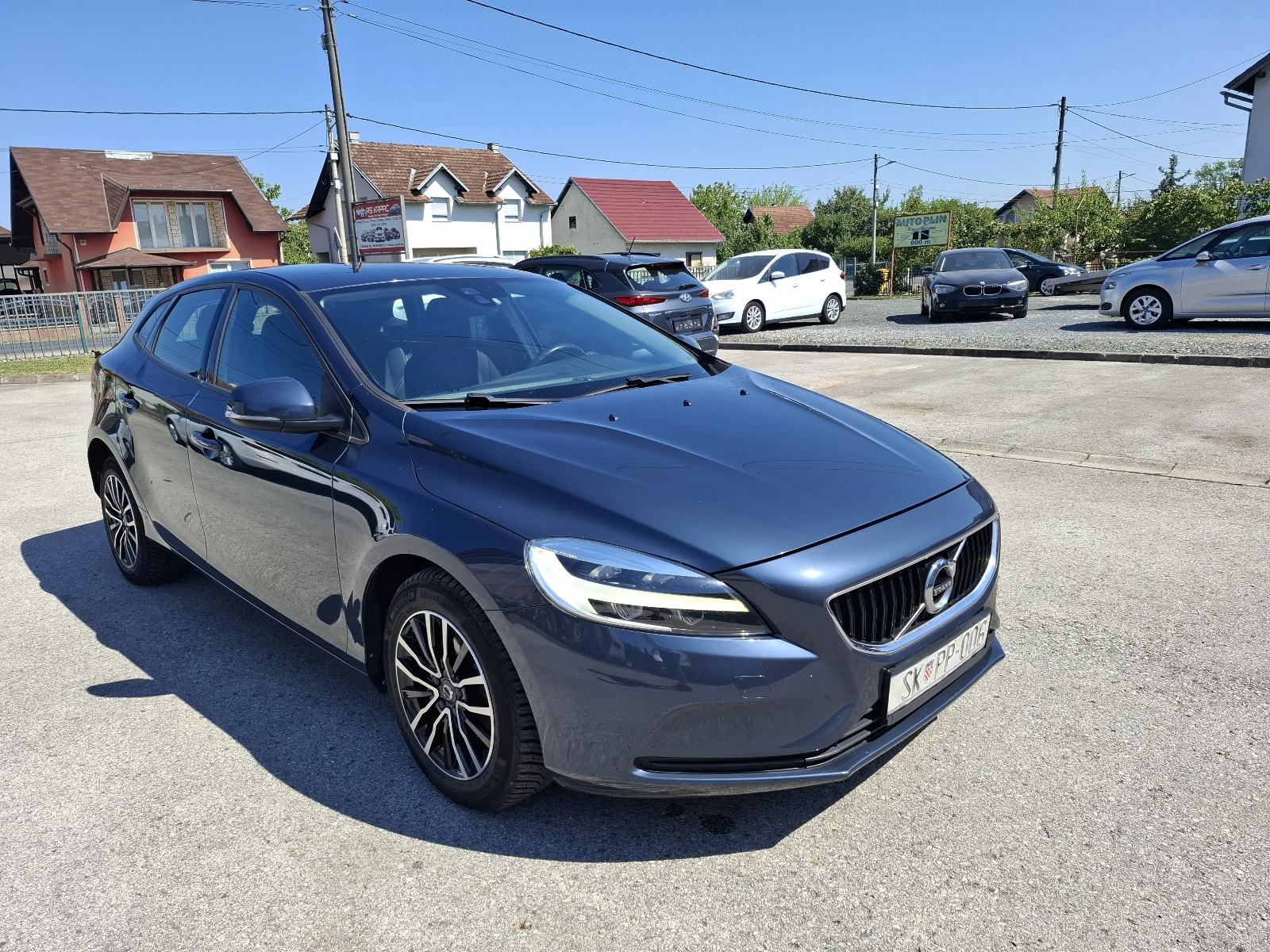 Volvo V40 D2, fotografija 3