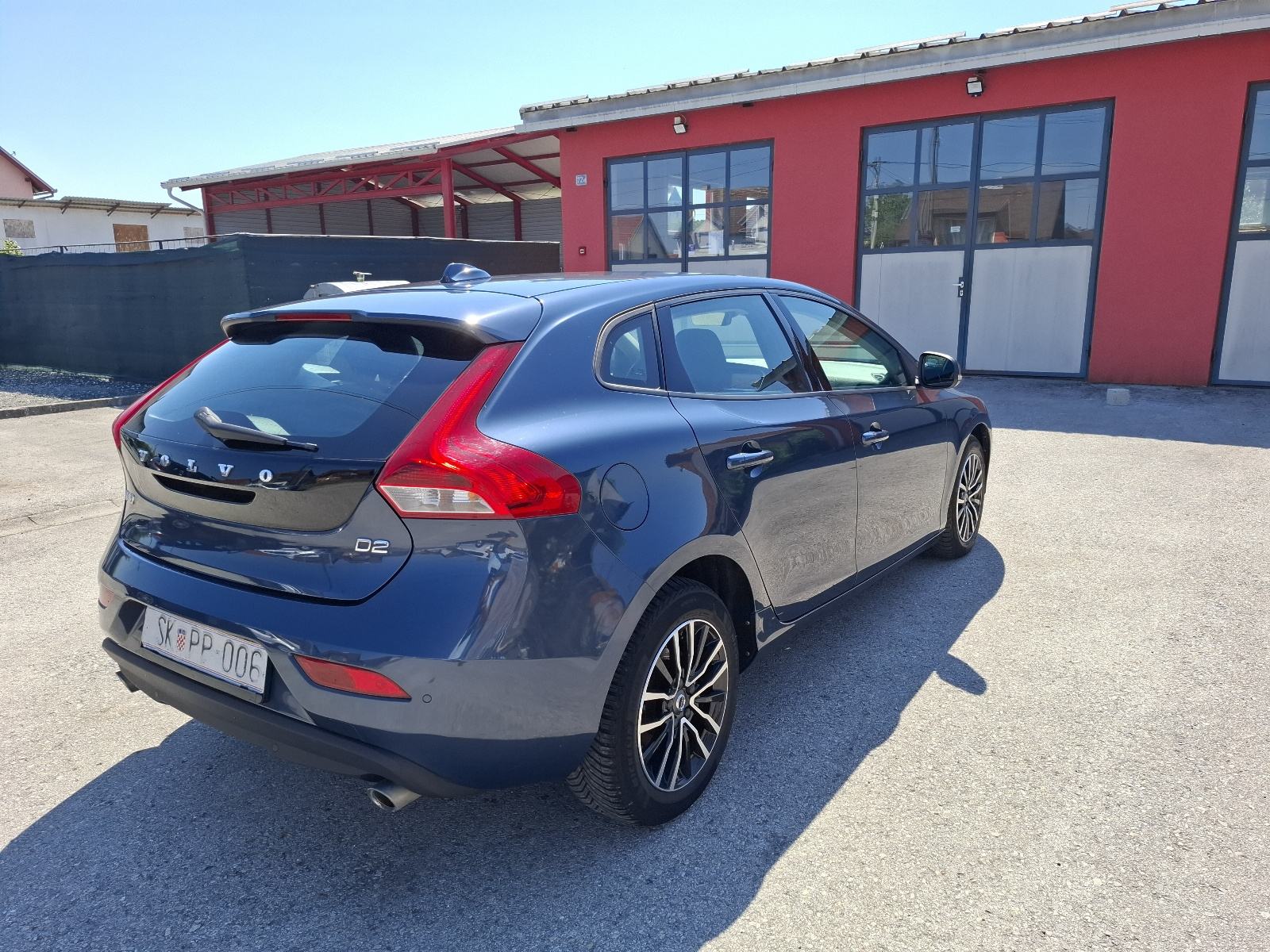 Volvo V40 D2, fotografija 4
