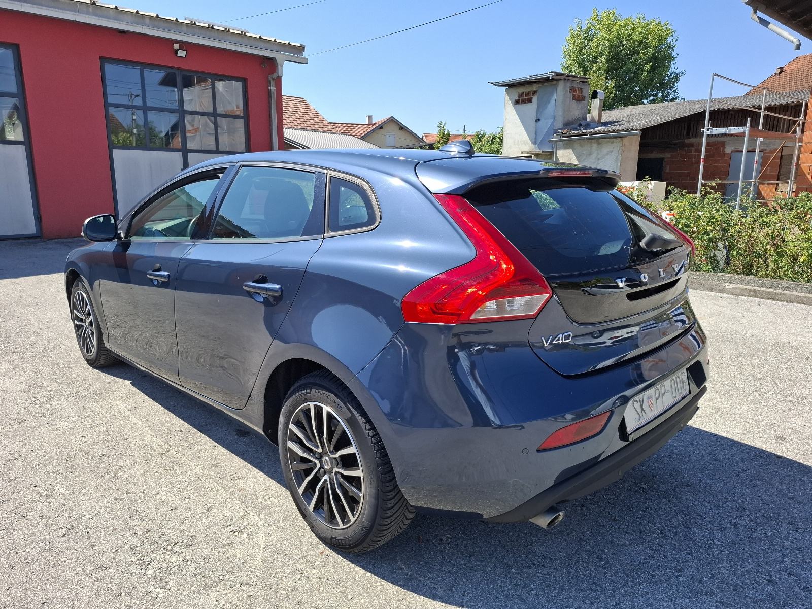 Volvo V40 D2, fotografija 6