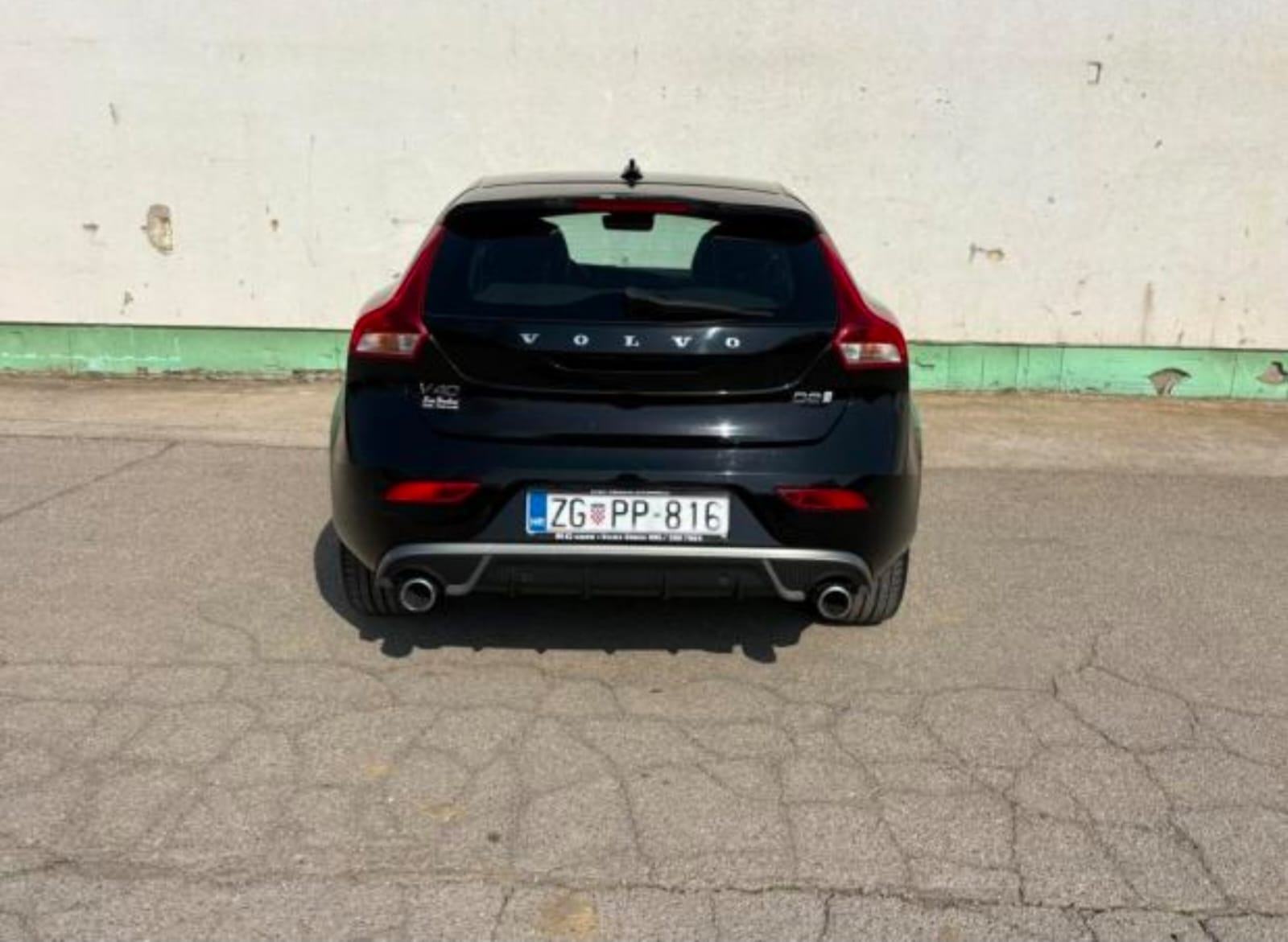 Volvo V40 D2 Sport R DESIGN - 2017G., fotografija 7
