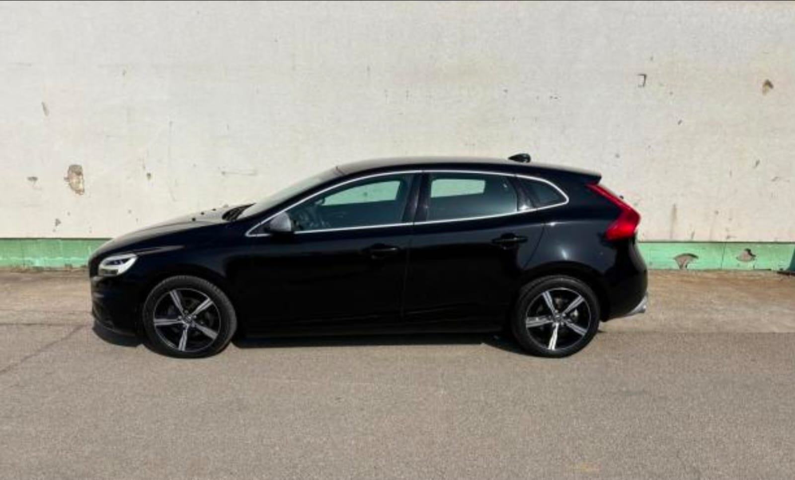 Volvo V40 D2 Sport R DESIGN - 2017G., fotografija 3