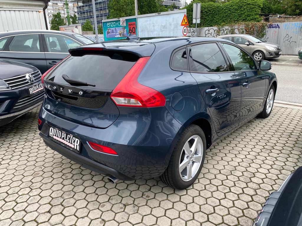 Volvo V40 D3 KINETIC AUTOMATIK, NAVI, TEMPOMAT, 4X GARANCIJA!!!, fotografija 10