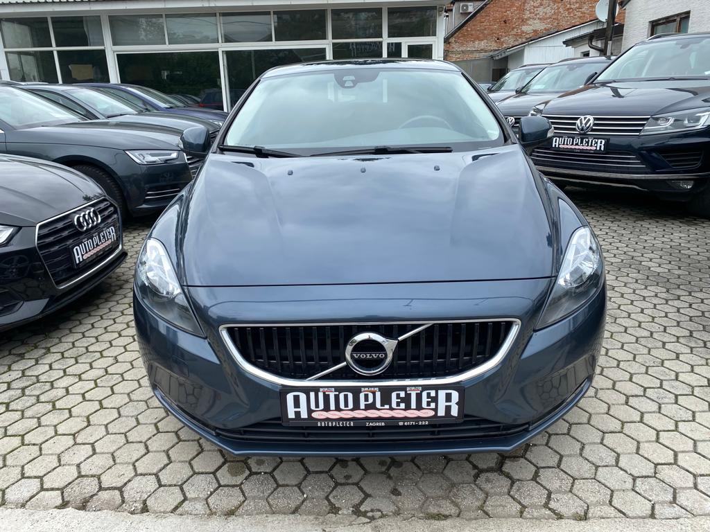 Volvo V40 D3 KINETIC AUTOMATIK, NAVI, TEMPOMAT, 4X GARANCIJA!!!, fotografija 2