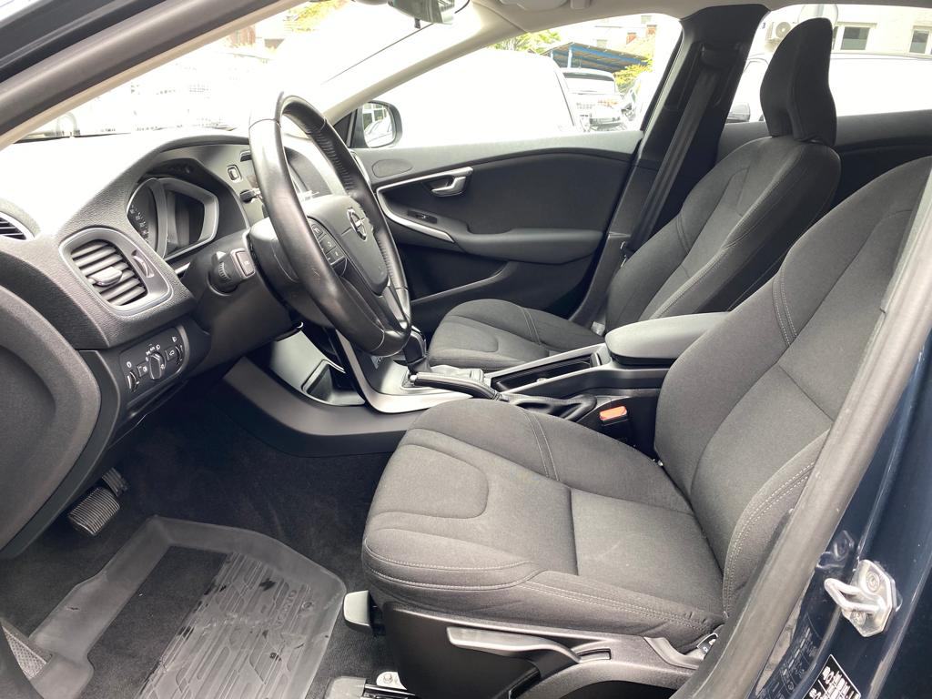 Volvo V40 D3 KINETIC AUTOMATIK, NAVI, TEMPOMAT, 4X GARANCIJA!!!, fotografija 18