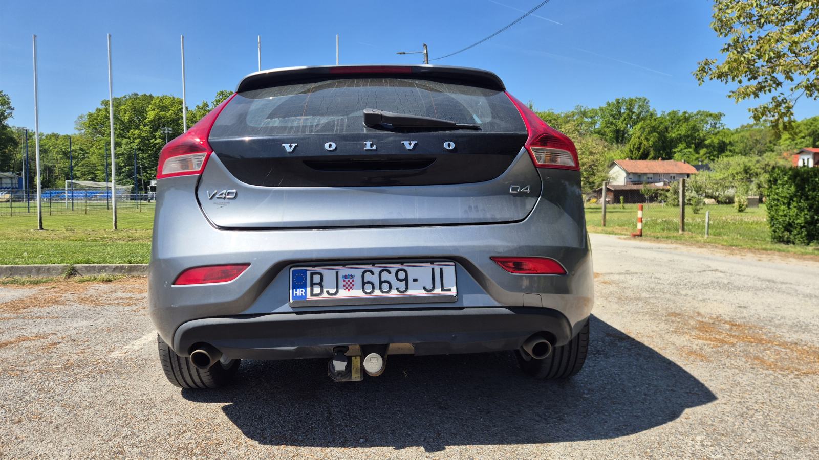 Volvo V40 D4, 140 KW/190KS, HARMAN/KARDON, REG 1 GOD, fotografija 9
