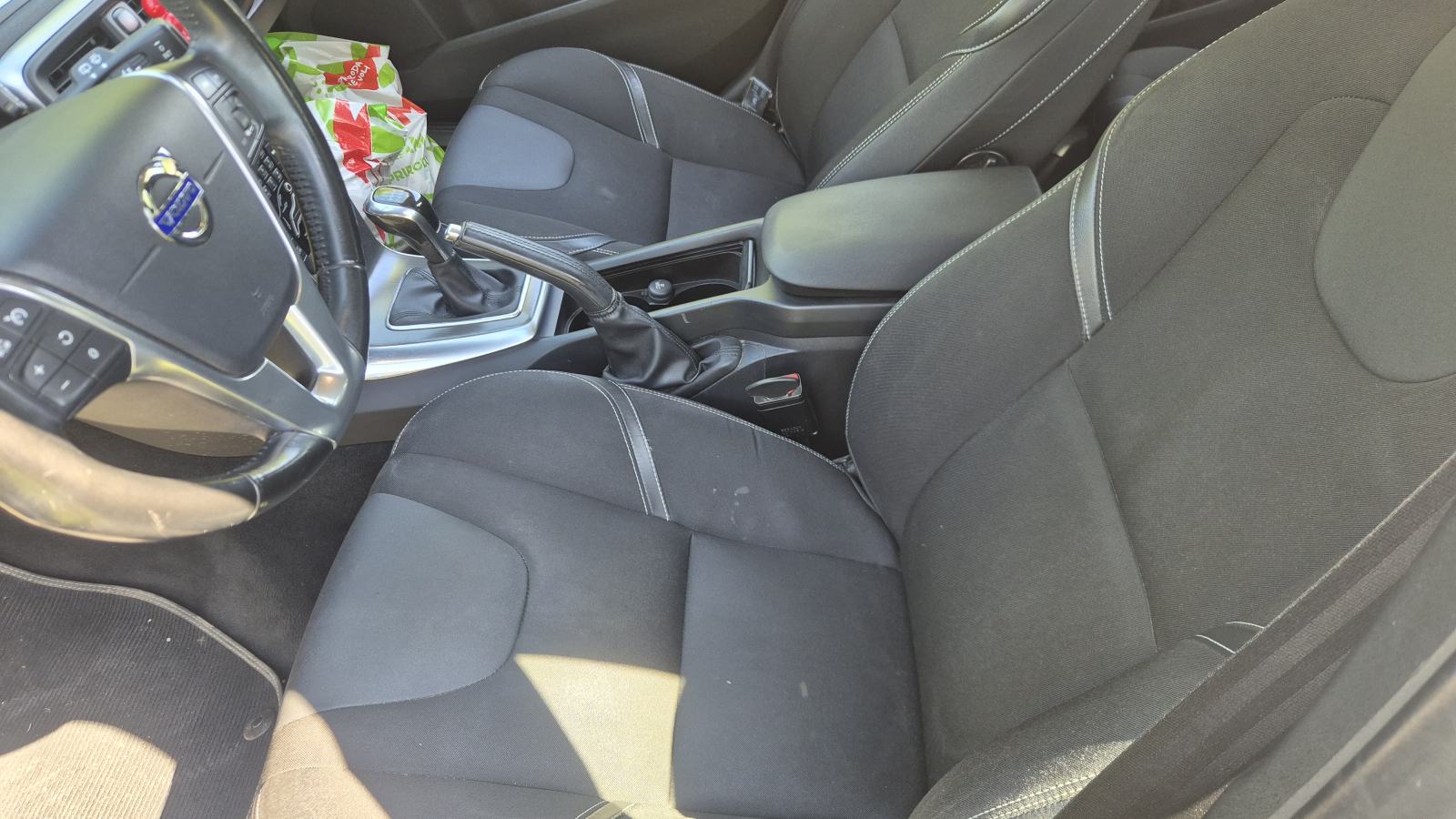Volvo V40 D4, 140 KW/190KS, HARMAN/KARDON, REG 1 GOD, fotografija 10