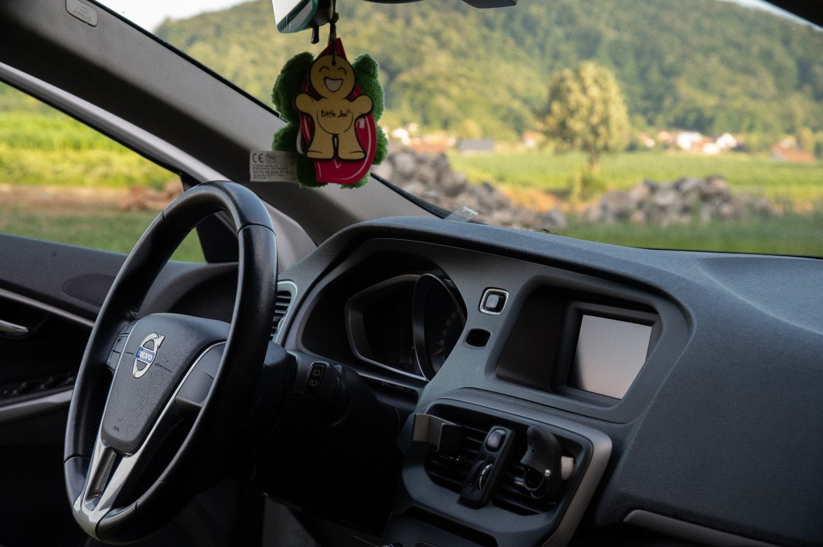 Volvo V40 D4 2.0 Diesel, fotografija 11