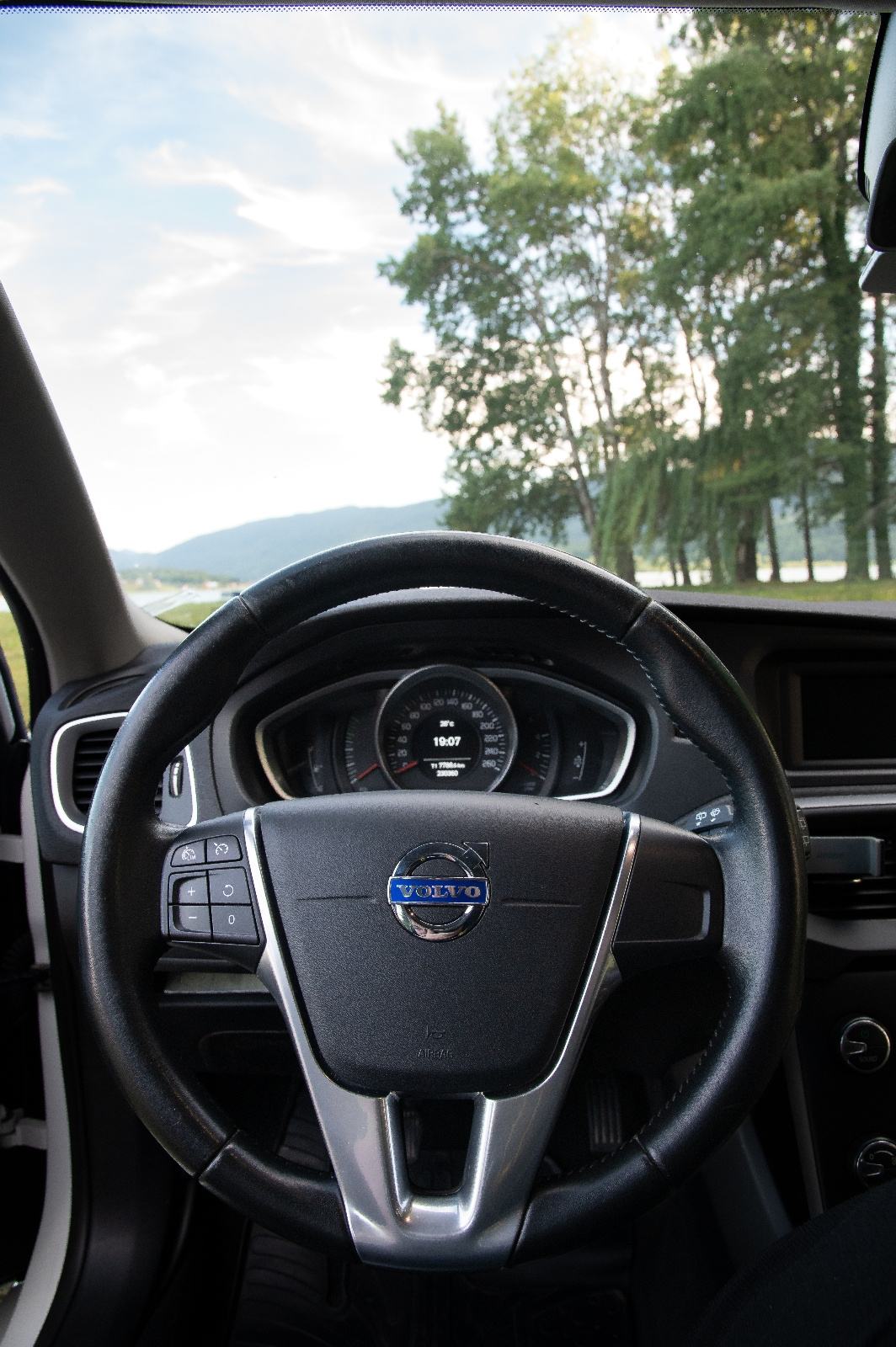 Volvo V40 D4 2.0 Diesel, fotografija 5