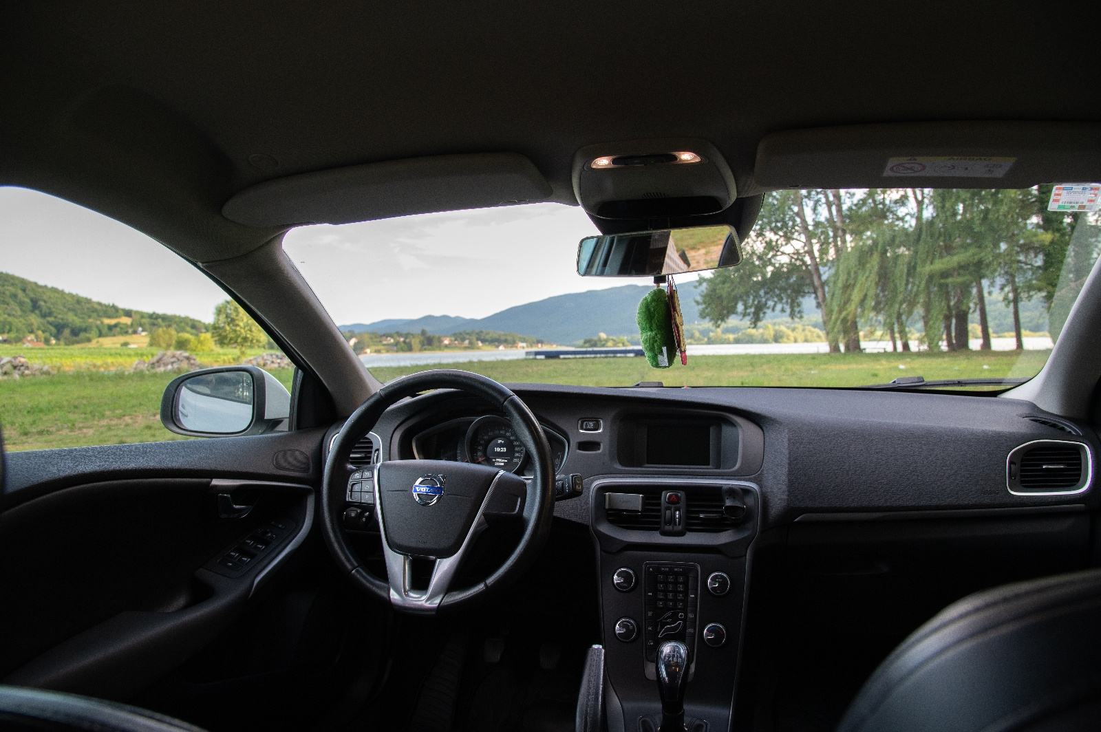 Volvo V40 D4 2.0 Diesel, fotografija 8
