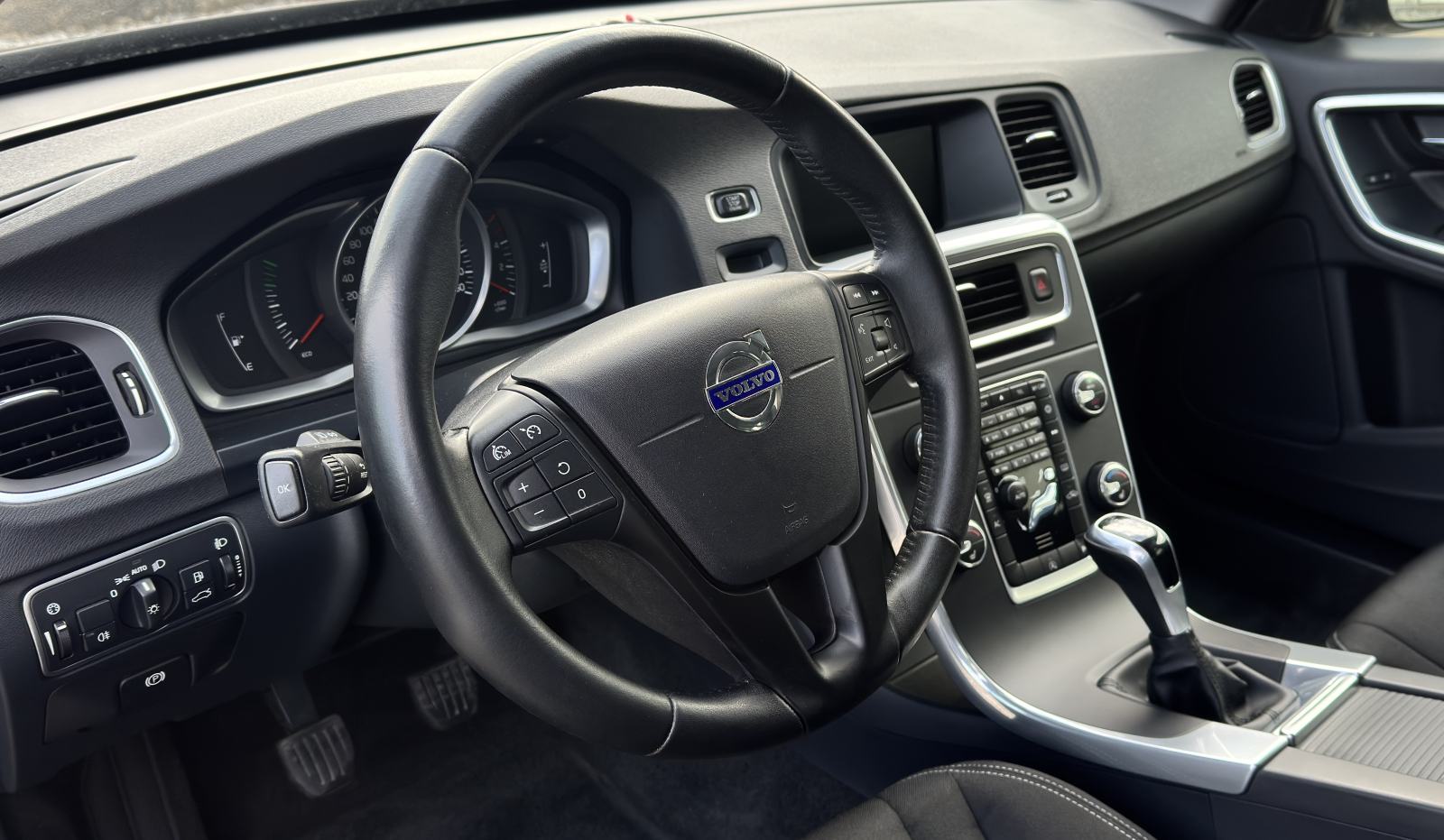 Volvo V60 2.0 D3*150ks*Navi*Pdc*Grij.Sj*Orig.Km*Ne plaća se prijenos, fotografija 12