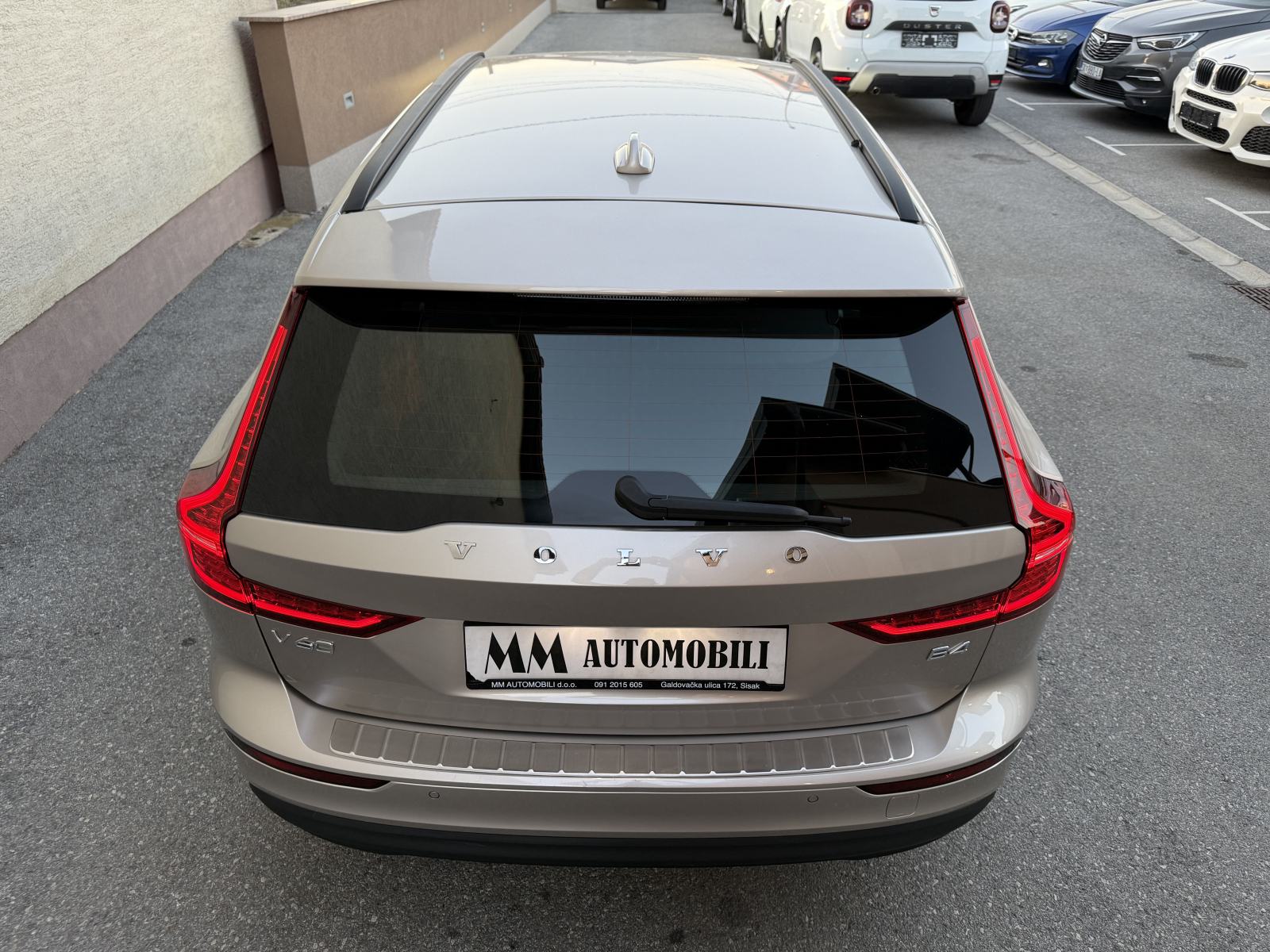 Volvo V60 2.0 D4,2023.god.NAVI,LED,VIRTUAL,,KAMERA,SERVISNA!!u PDV-u…, fotografija 13
