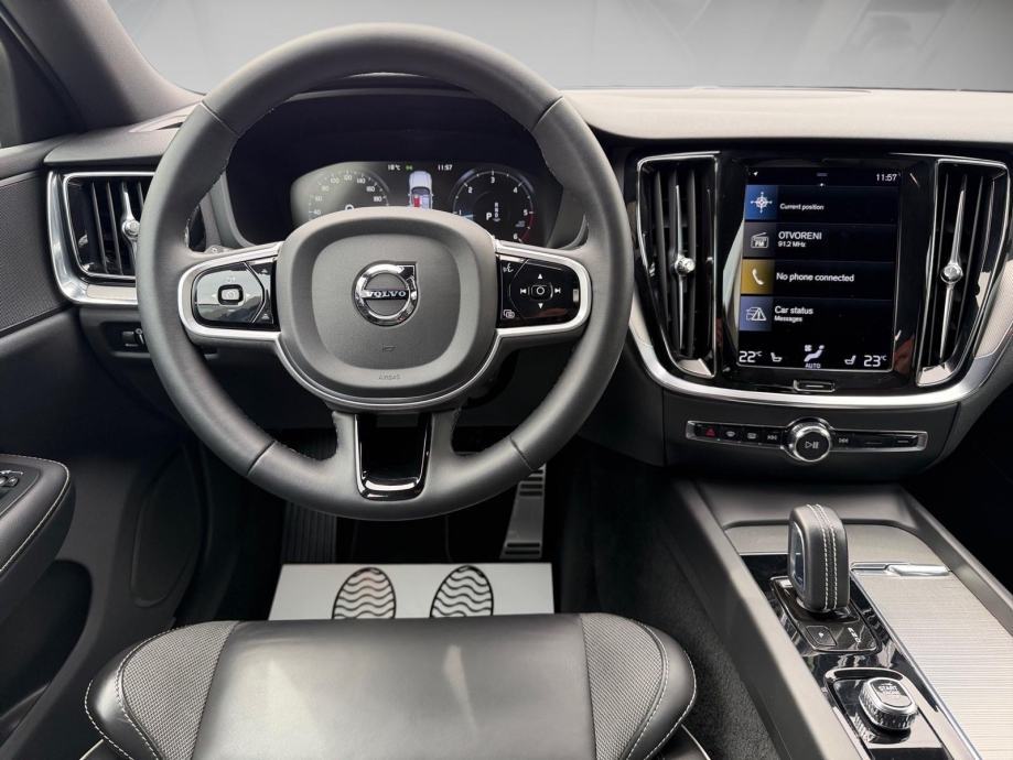 Volvo V60 B4 diesel 2022. g. - 145 kW, fotografija 12