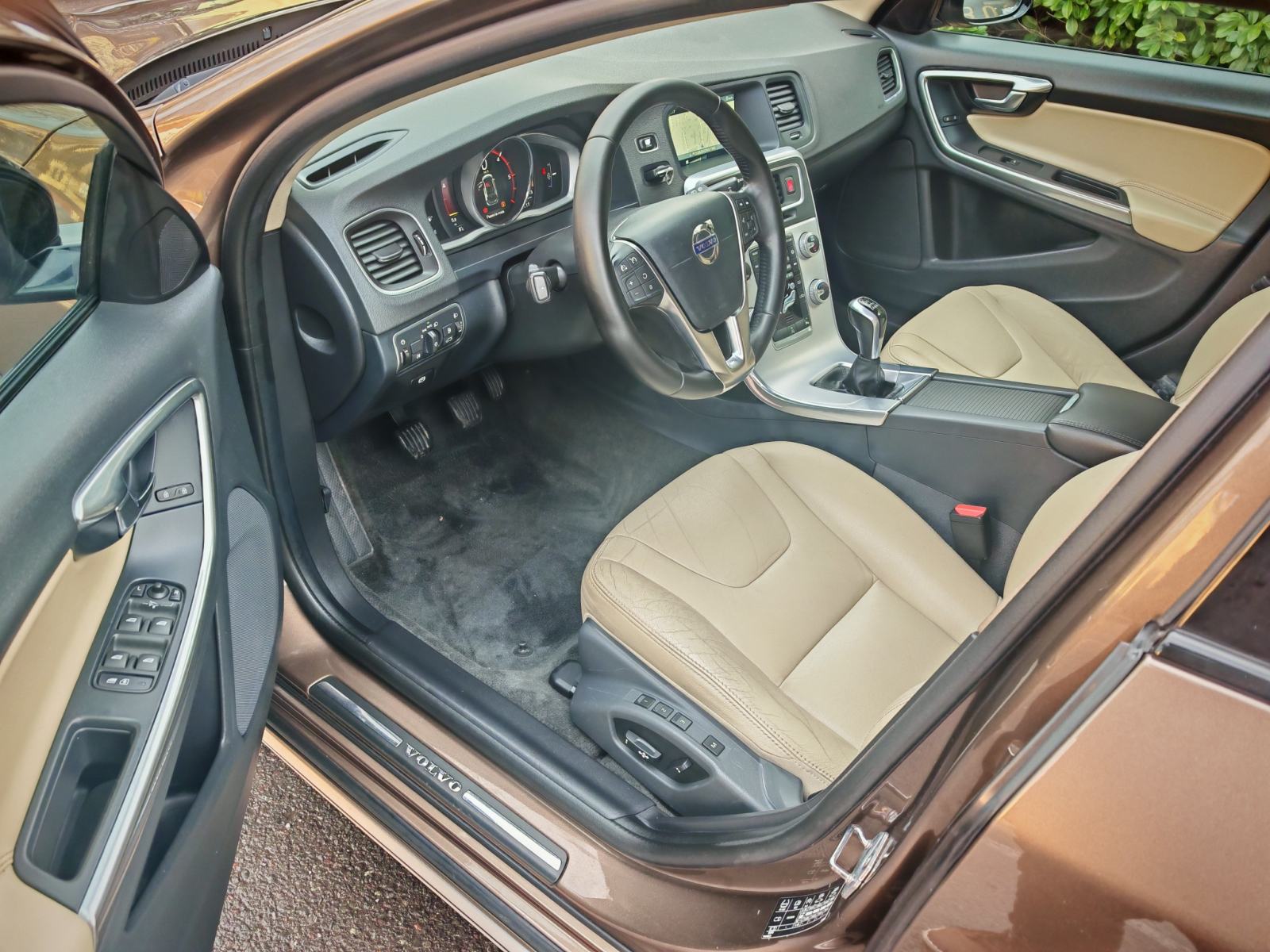 ⭐Volvo V60 CrossCountry 2.0 D ◽NAVI◽VELIKI SERVIS◽ PRIVAT◽REGISTRIRAN⭐, fotografija 14