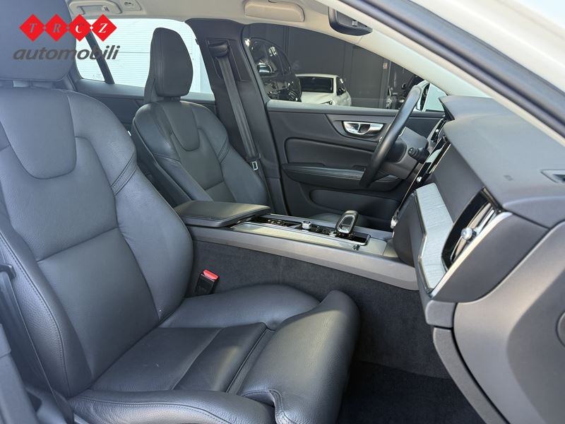 VOLVO V60 CROSS COUNTRY 2.0 D, fotografija 7
