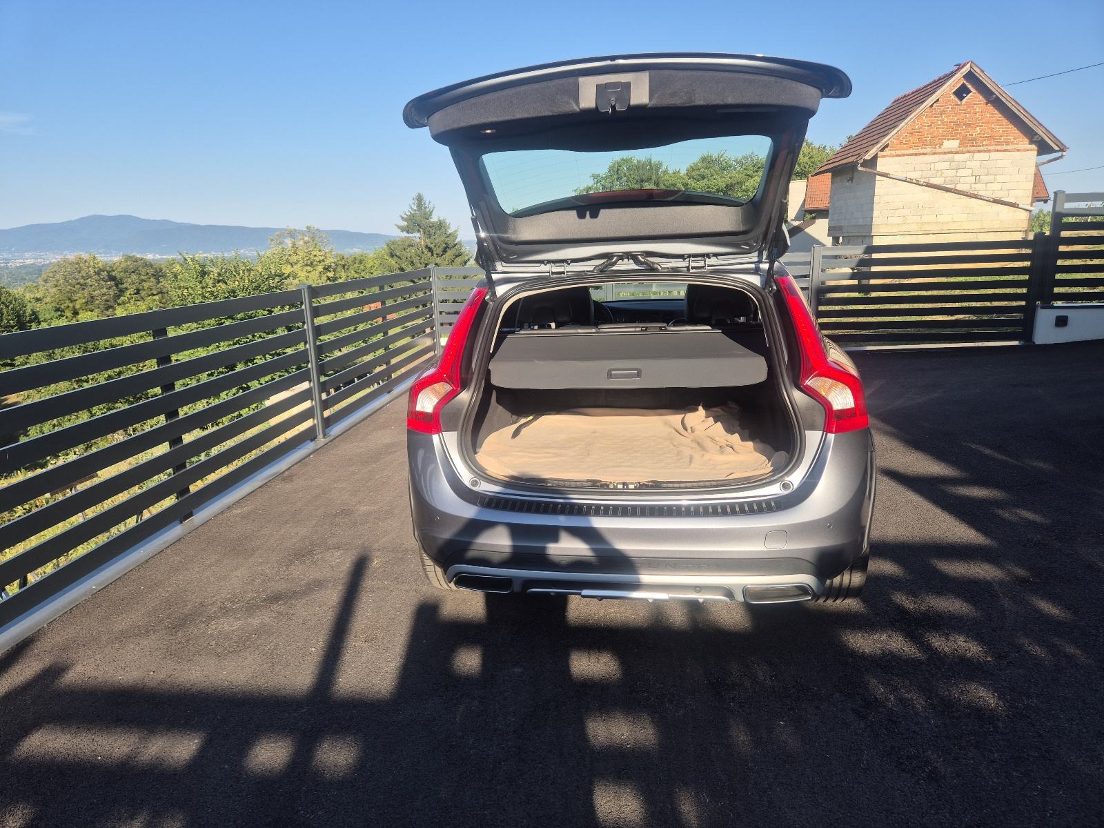Volvo V60 Cross Country 2.0D automatik, fotografija 10