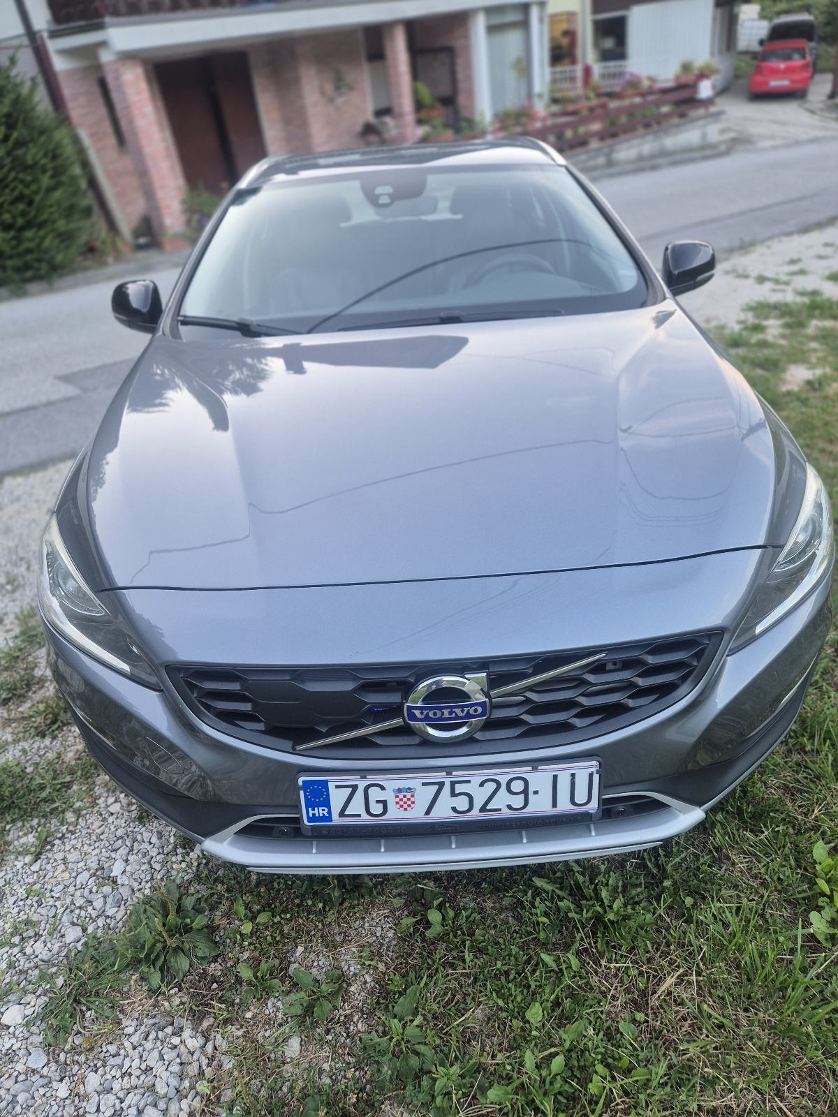 Volvo V60 Cross Country 2.0D automatik, fotografija 20