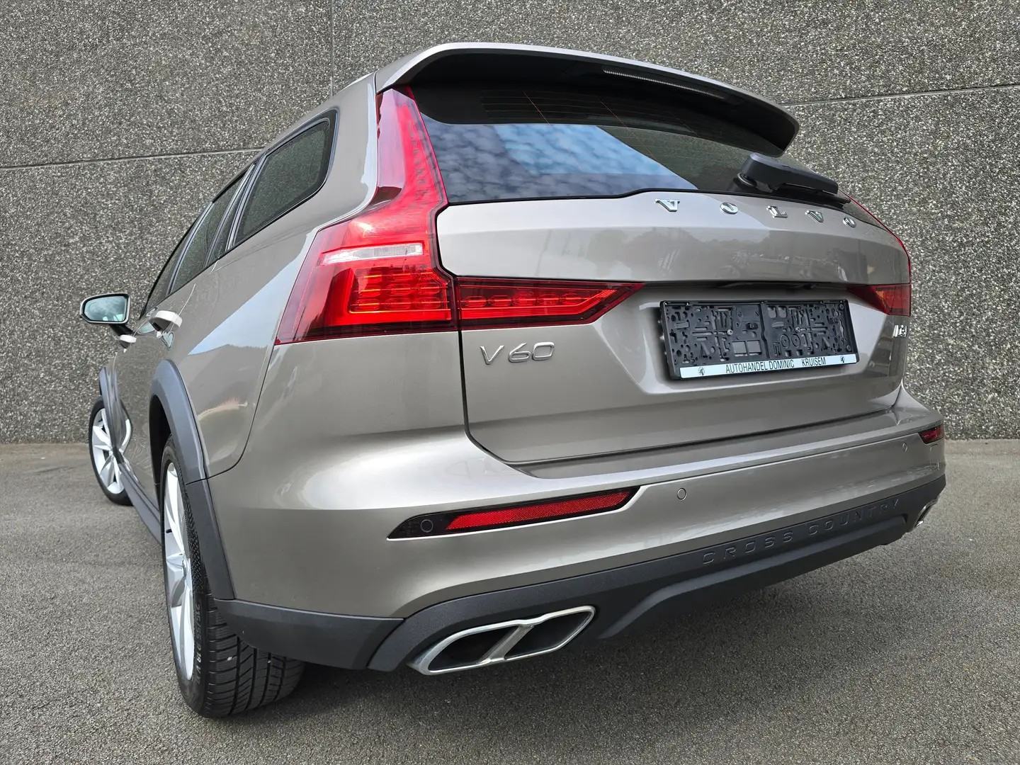 Volvo V60 Cross Country AWD, fotografija 5