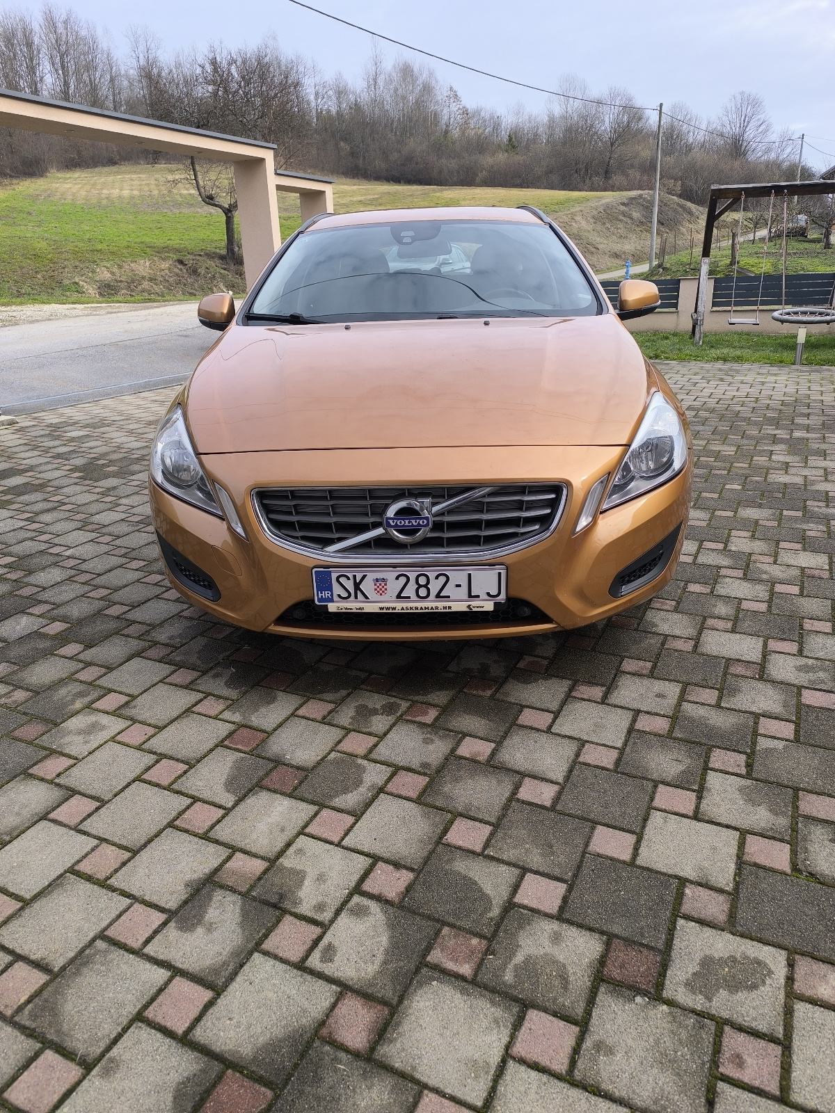 Volvo V60 D2,zamjena za kombi ili N1, fotografija 3
