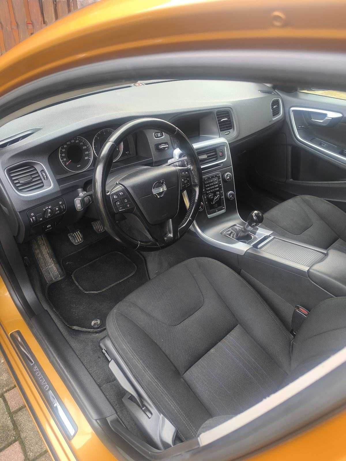 Volvo V60 D2,zamjena za kombi ili N1, fotografija 14