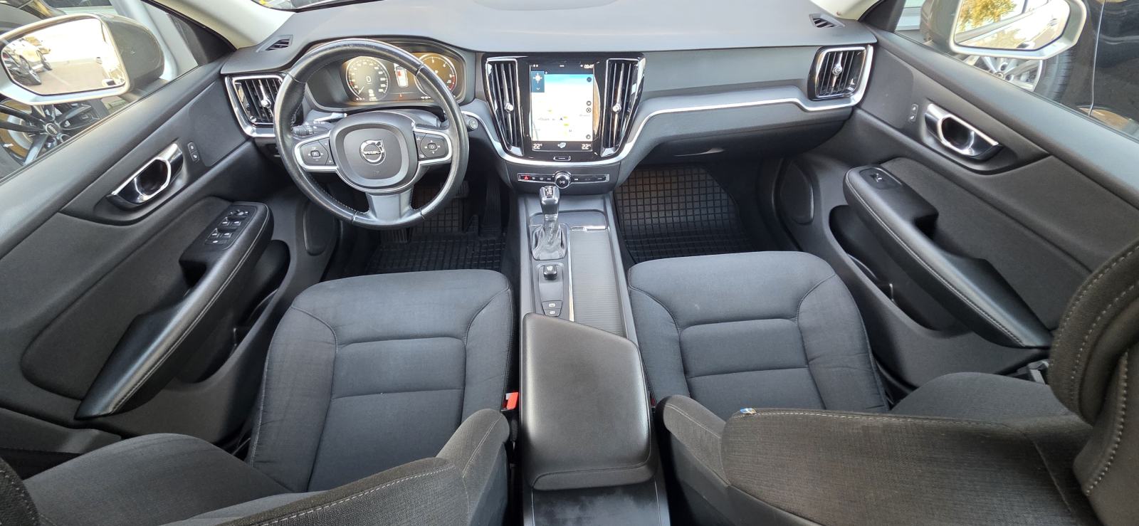 Volvo V60 D3, AUT, FULL LED,VIRTUAL, NAVI, TEMP, REG 10/26, NA IME..., fotografija 19