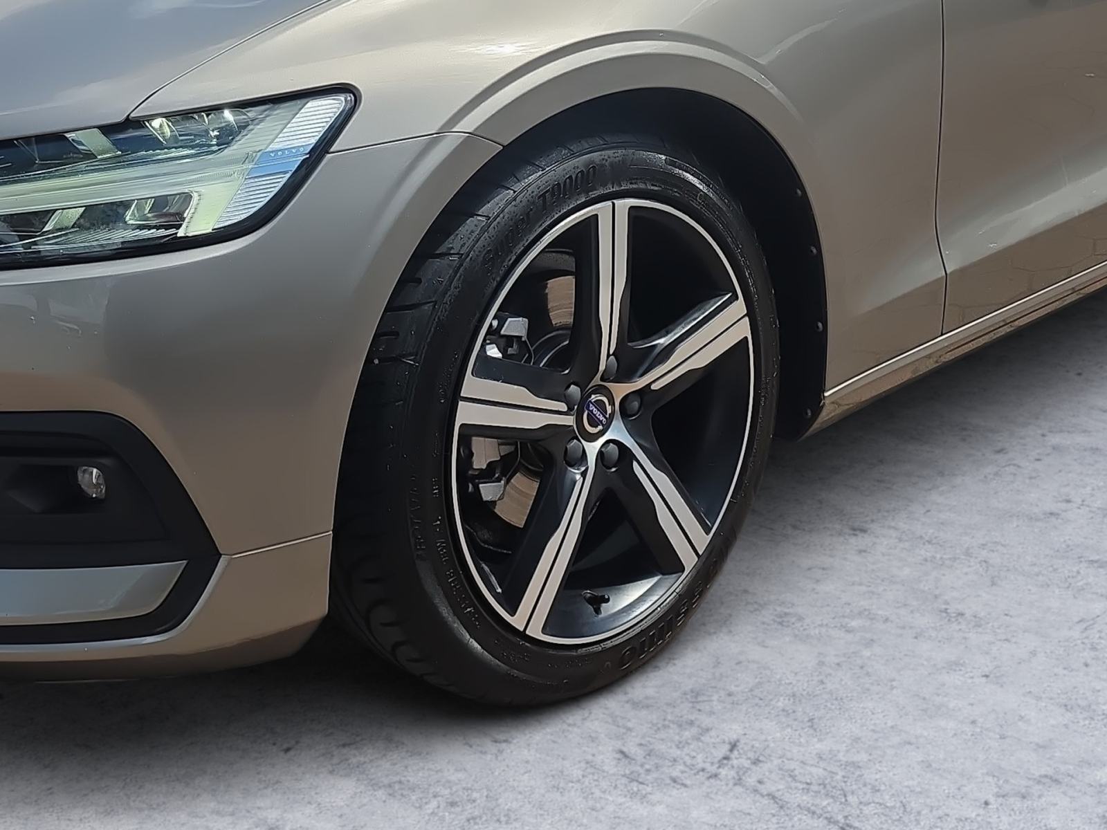 Volvo V60 D3, AUT, FULL LED,VIRTUAL, NAVI, TEMP, REG 10/26, NA IME..., fotografija 9