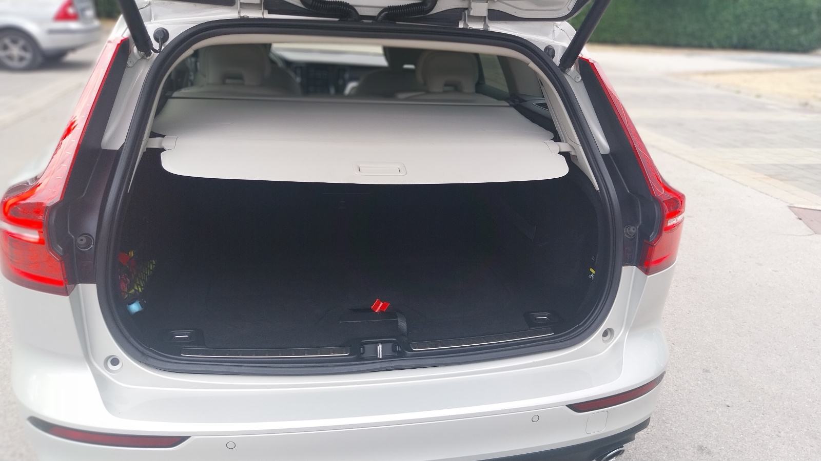 Volvo V60 D3 automatik kupljen u RH , servisna, IZUZETAN, fotografija 15