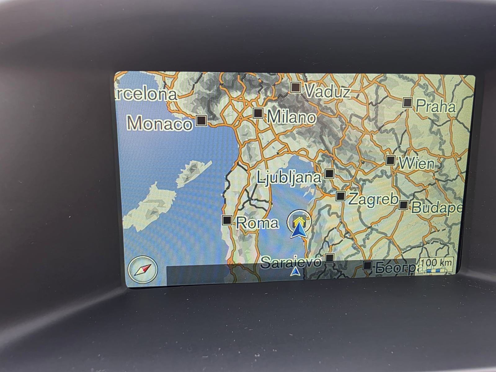 Volvo V60 D3 automatik ACC, CTA, BLIS, AHB..., fotografija 14