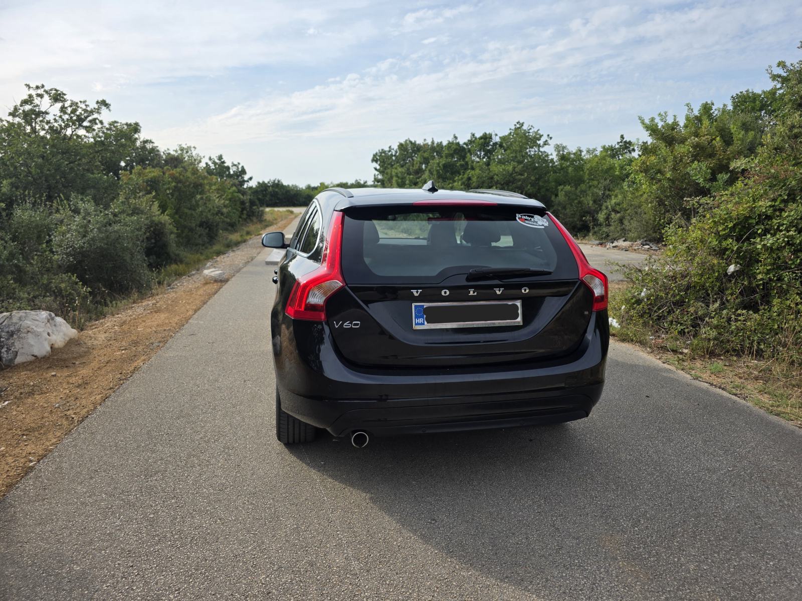 Volvo V60 D3 automatik ACC, CTA, BLIS, AHB..., pogled izvana - slika 3