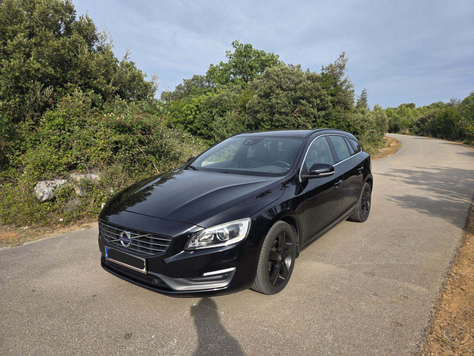 Volvo V60 D3 automatik ACC, CTA, BLIS, AHB..., pogled izvana - slika 1