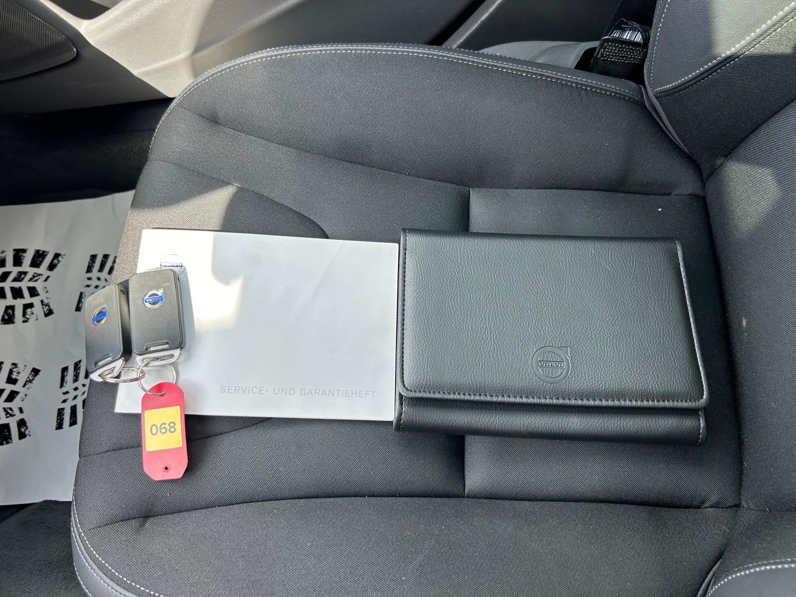 Volvo V60 D3 - AUTOMATIK - VIRTUAL - LED - GARANCIJA - REG.1.GOD. !!!, fotografija 20