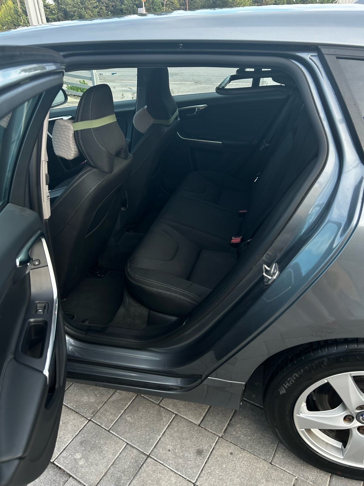 Volvo V60 D3 Business Edition 2017, fotografija 8