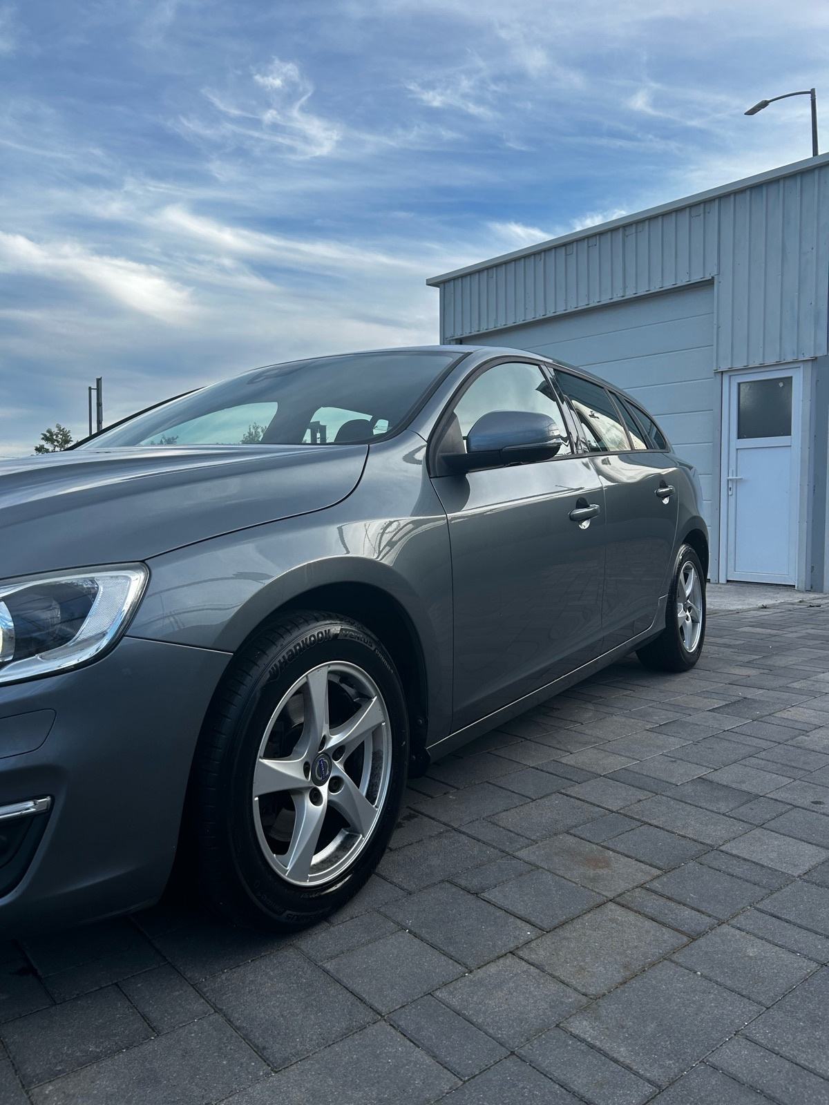 Volvo V60 D3 Business Edition 2017, fotografija 2