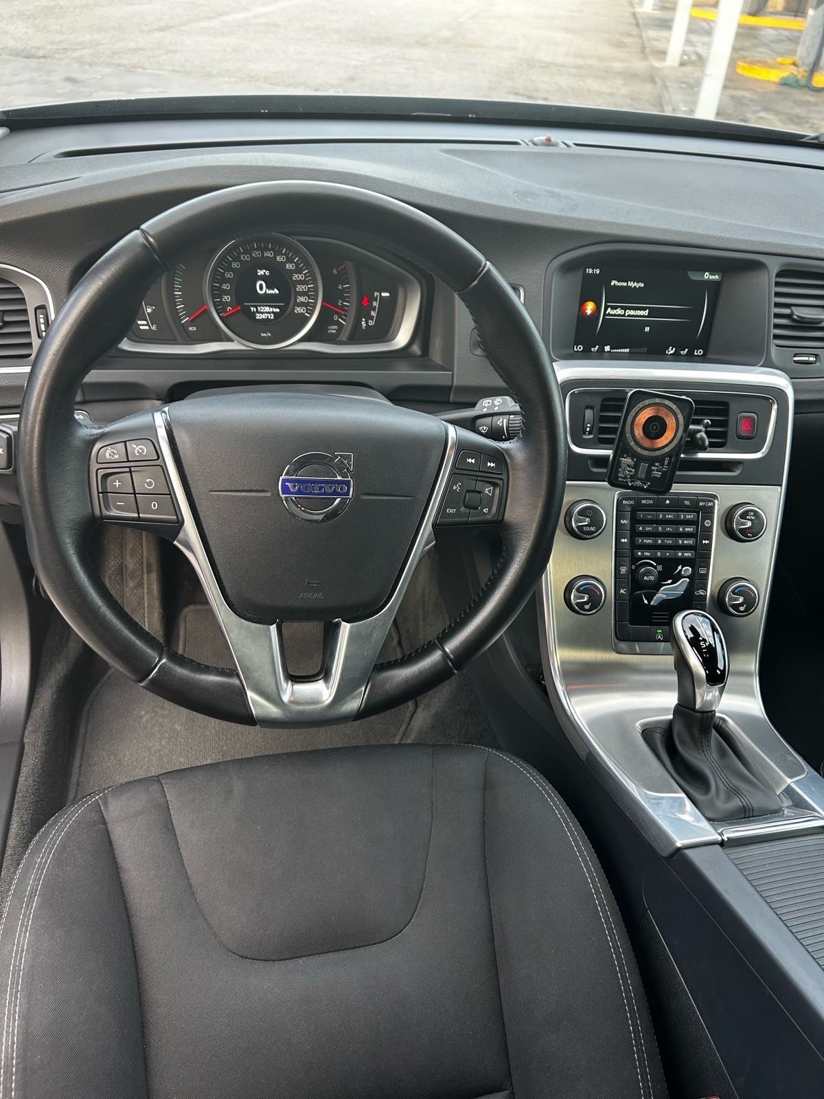 Volvo V60 D3 Business Edition 2017, fotografija 11