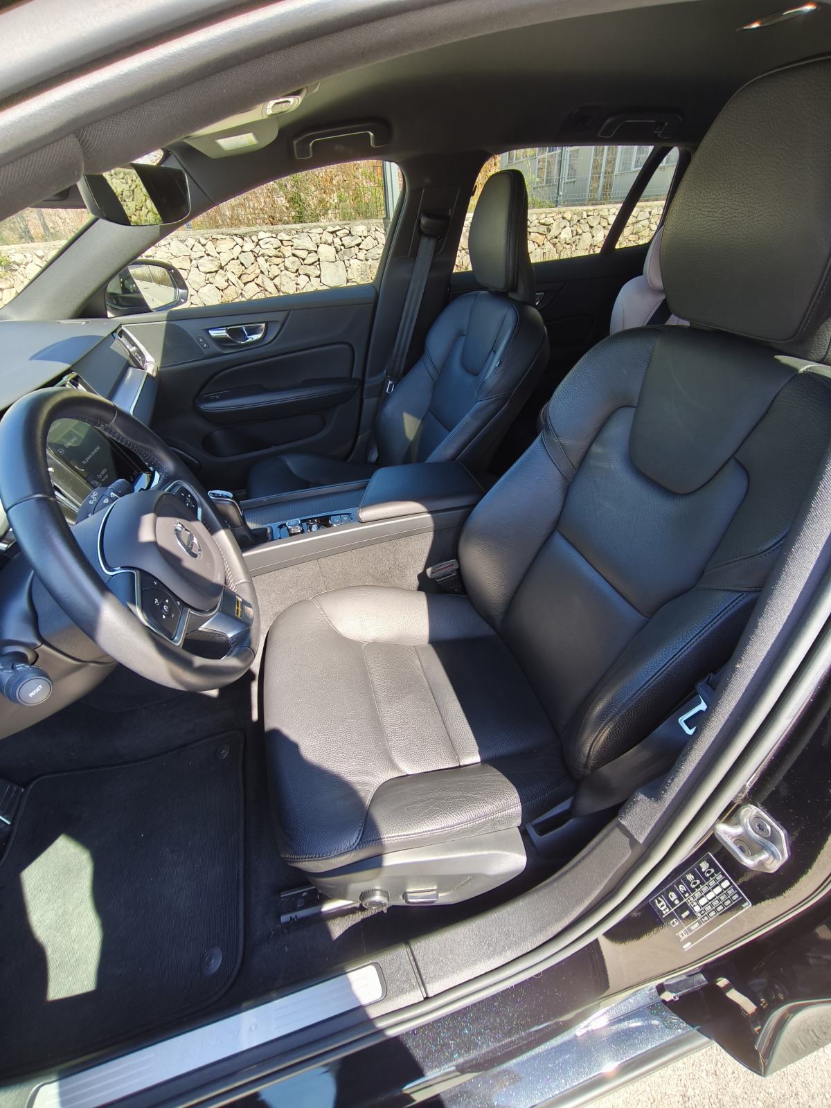 Volvo V60 D3, fotografija 12