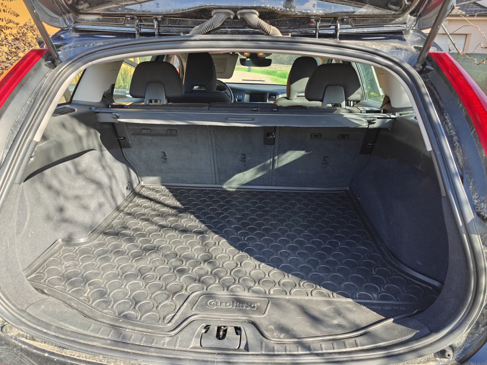 Volvo V60 D3, fotografija 6