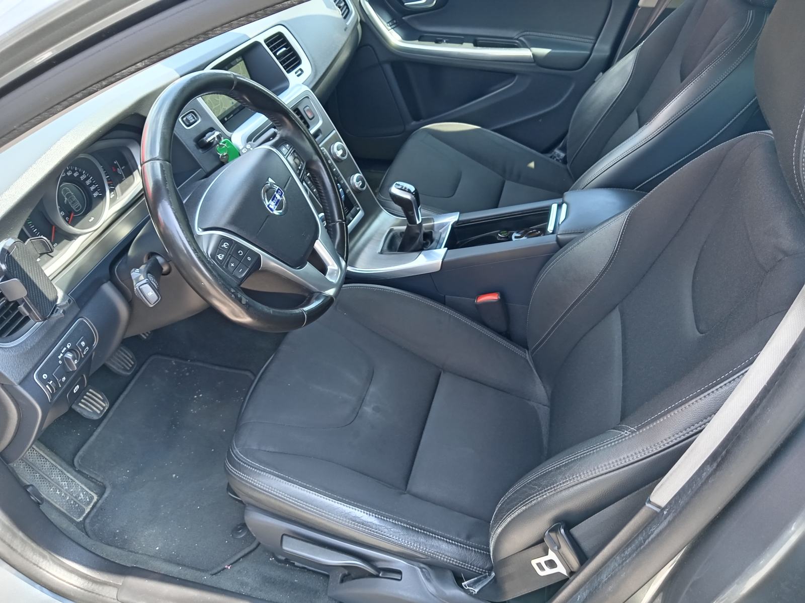 Volvo V60 D3, fotografija 7