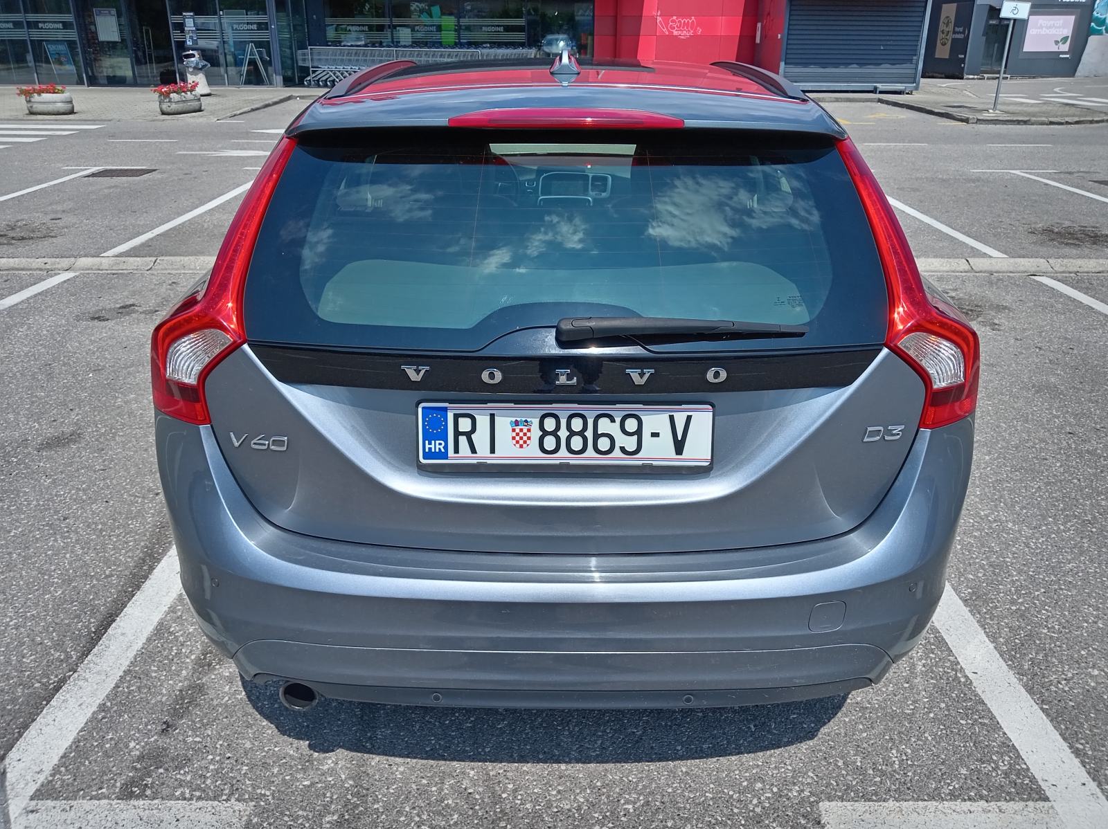 Volvo V60 D3, fotografija 3