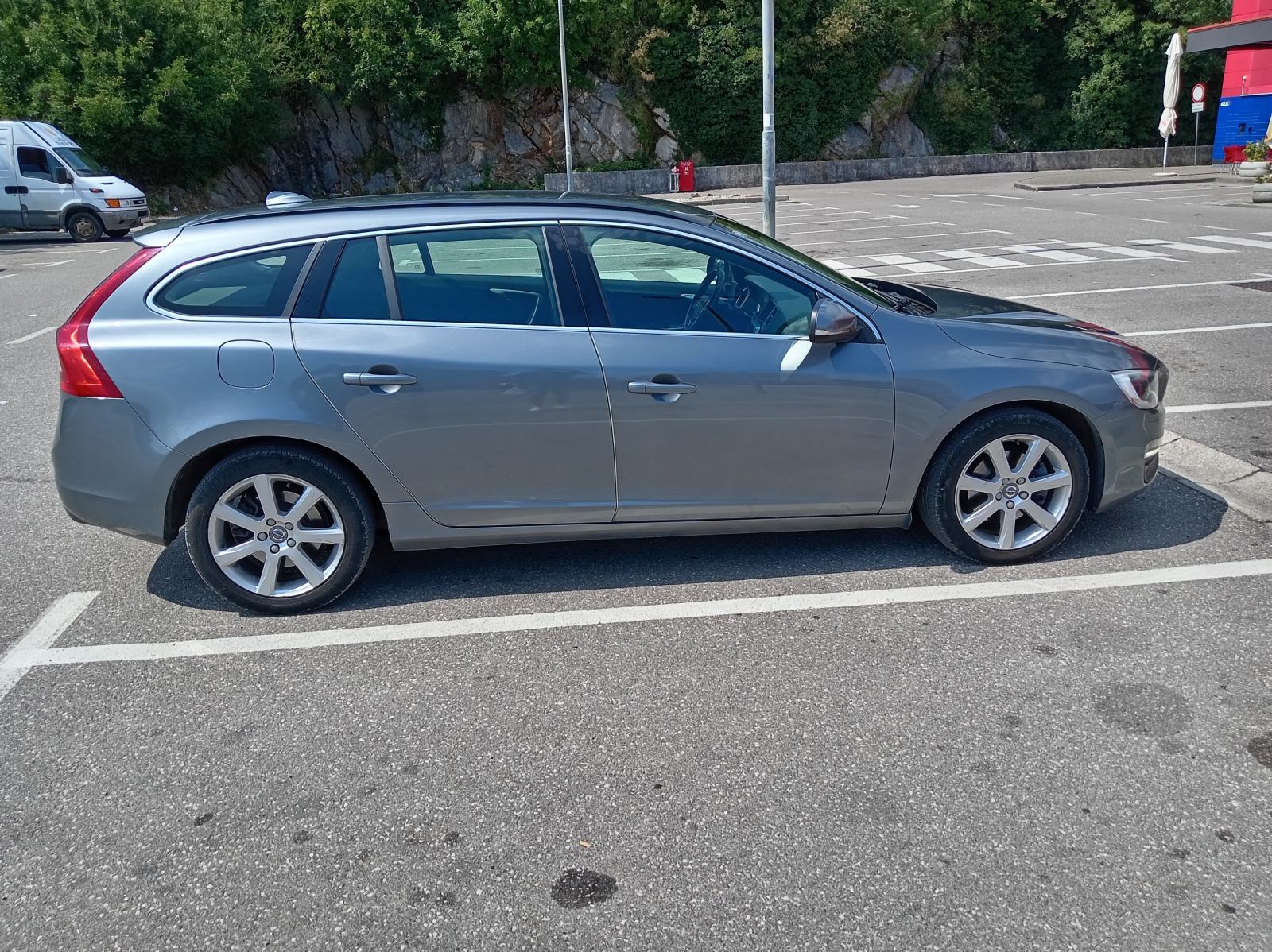 Volvo V60 D3, fotografija 4