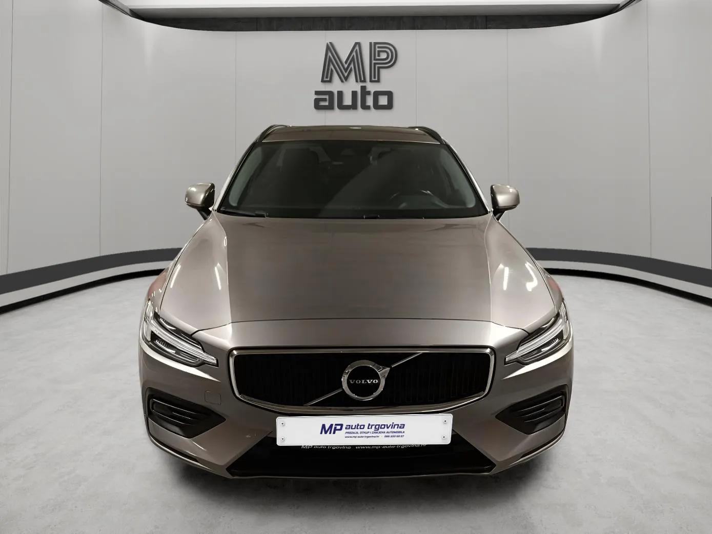 Volvo V60 D3, fotografija 10