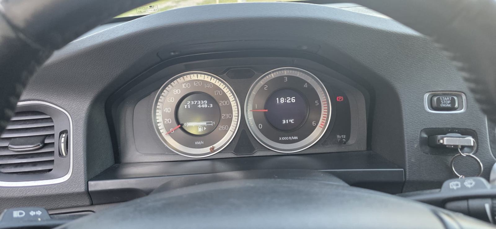Volvo V60 D3, fotografija 3