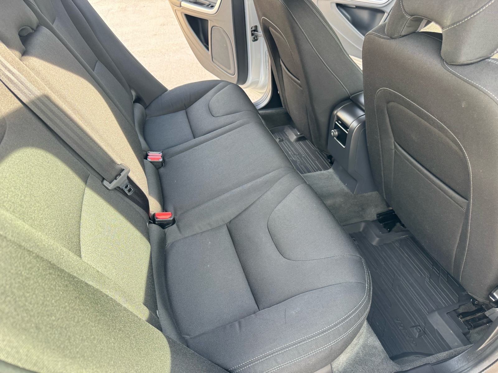 Volvo V60 D4 2016 god. akcija 6200€, fotografija 8