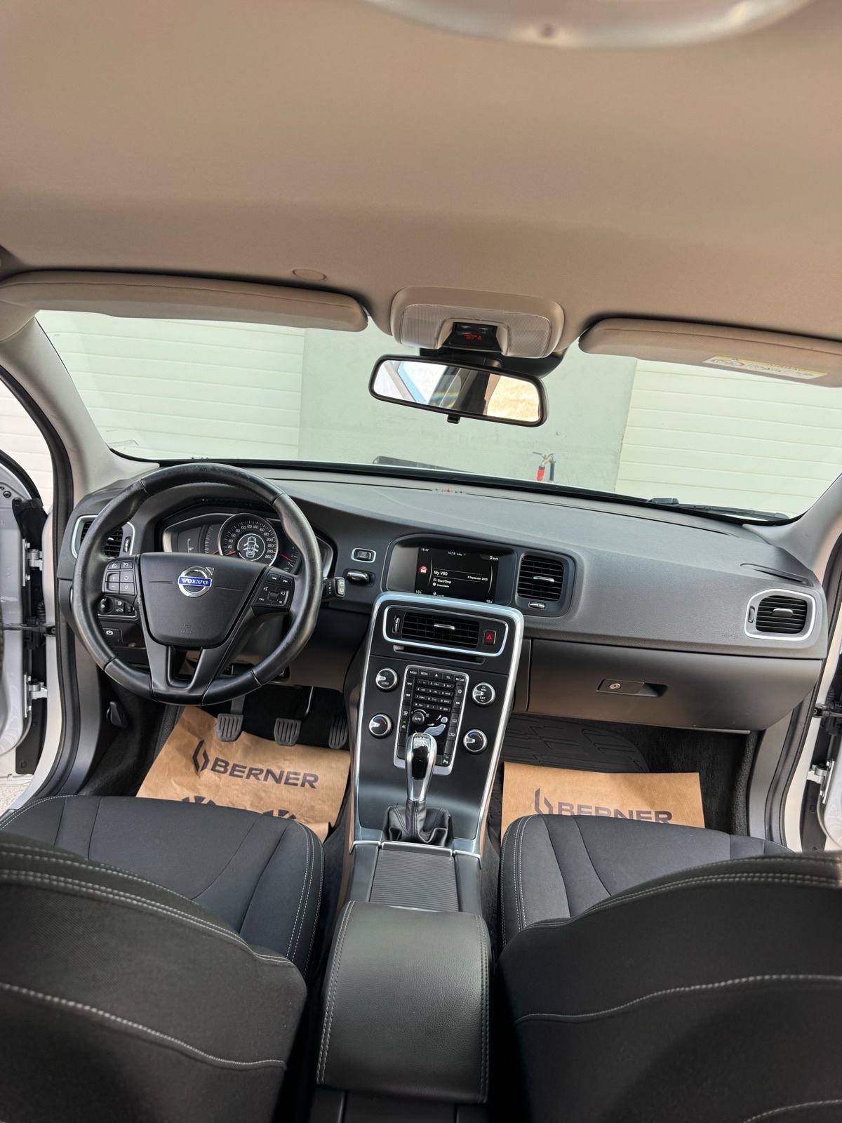 Volvo V60 D4 2016 god. akcija 6200€, fotografija 15