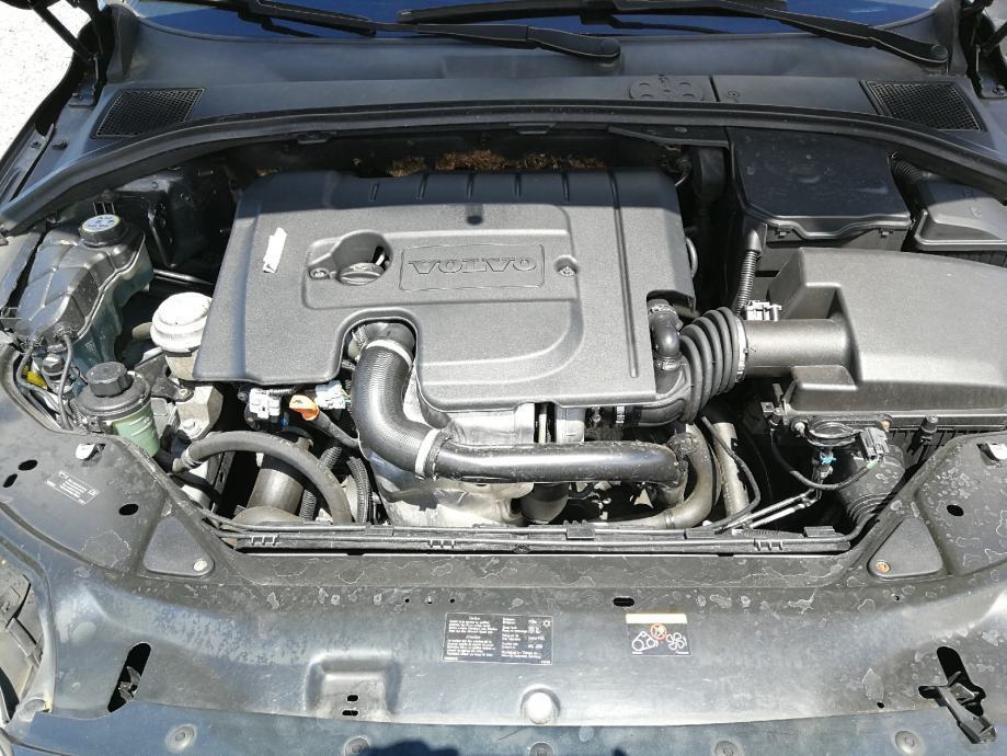 Volvo V70 1,6 D, fotografija 13