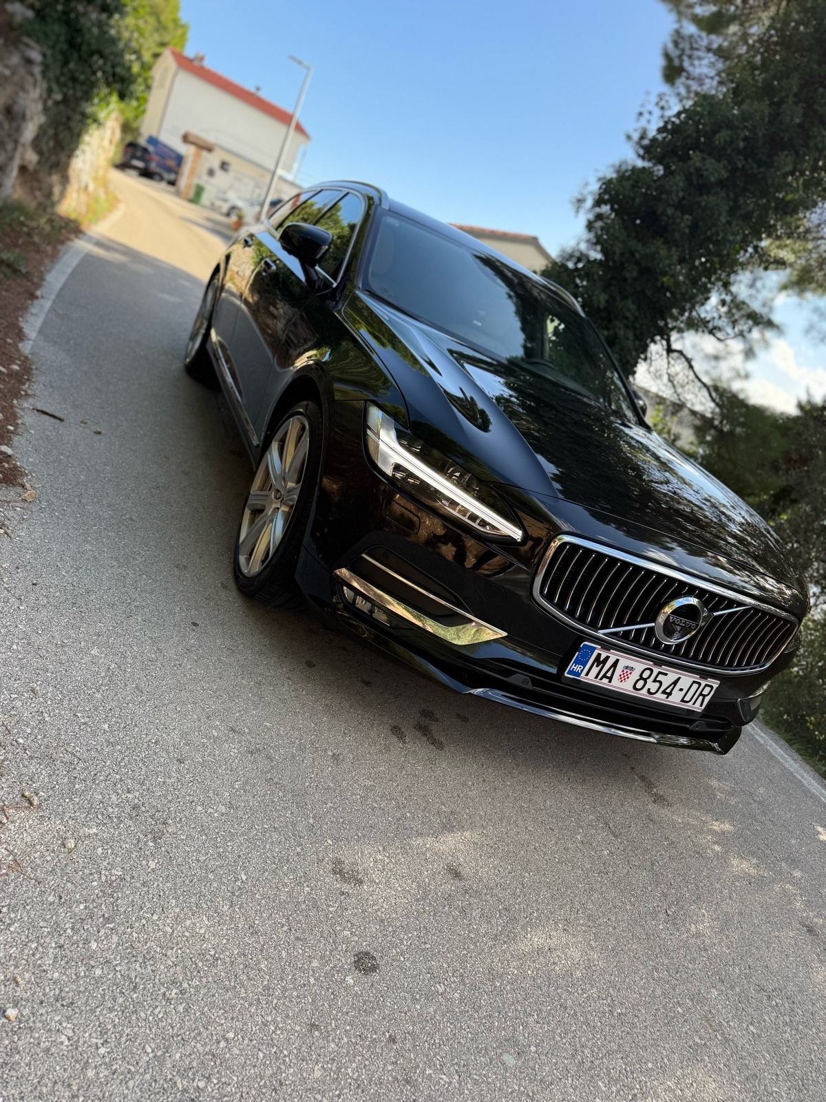 Volvo V90 AWD D5 Inscription 240ks, pogled izvana - slika 2