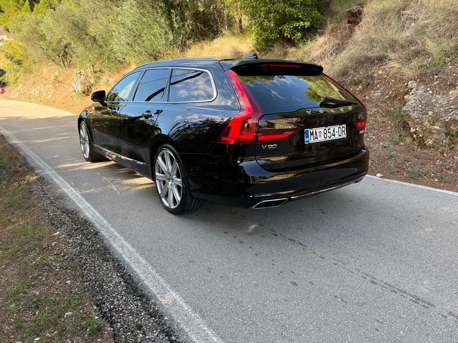 Volvo V90 AWD D5 Inscription 240ks, pogled izvana - slika 5