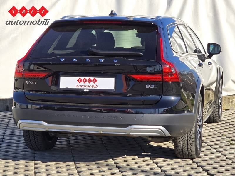 VOLVO V90 CC B5 235HP PRO AT8 AWD, fotografija 3